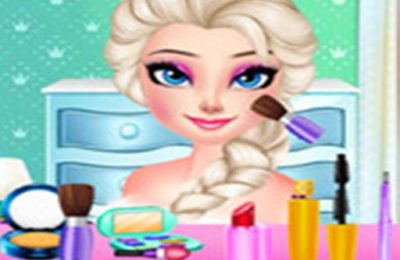 Elsa Dresser Decorate And Makeup